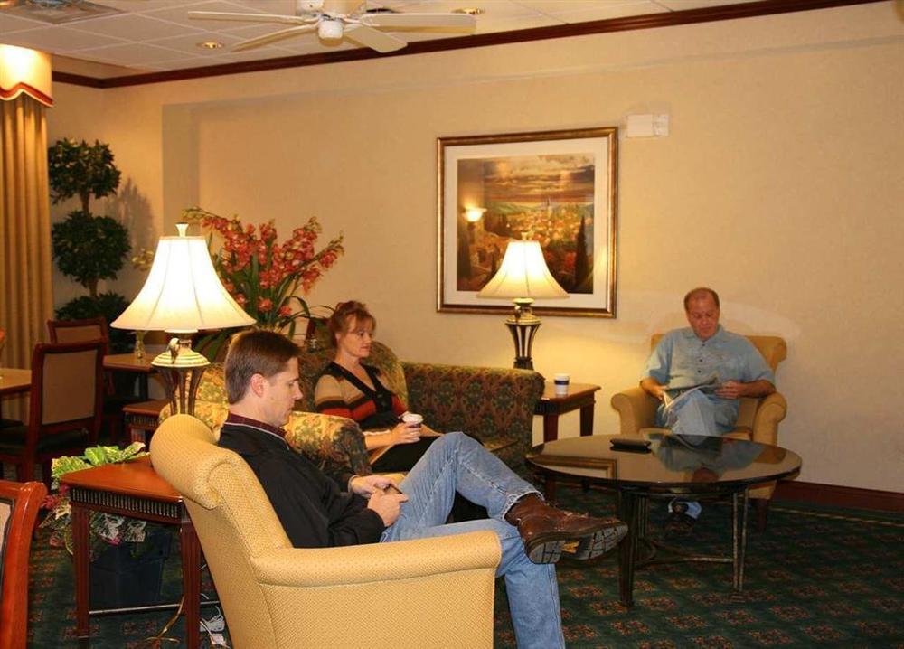 Hampton Inn Wichita Falls-Sikes Senter Mall מראה פנימי תמונה