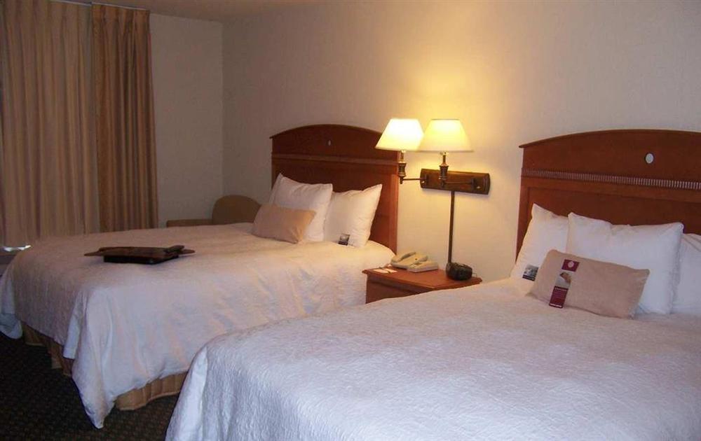 Hampton Inn Wichita Falls-Sikes Senter Mall חדר תמונה