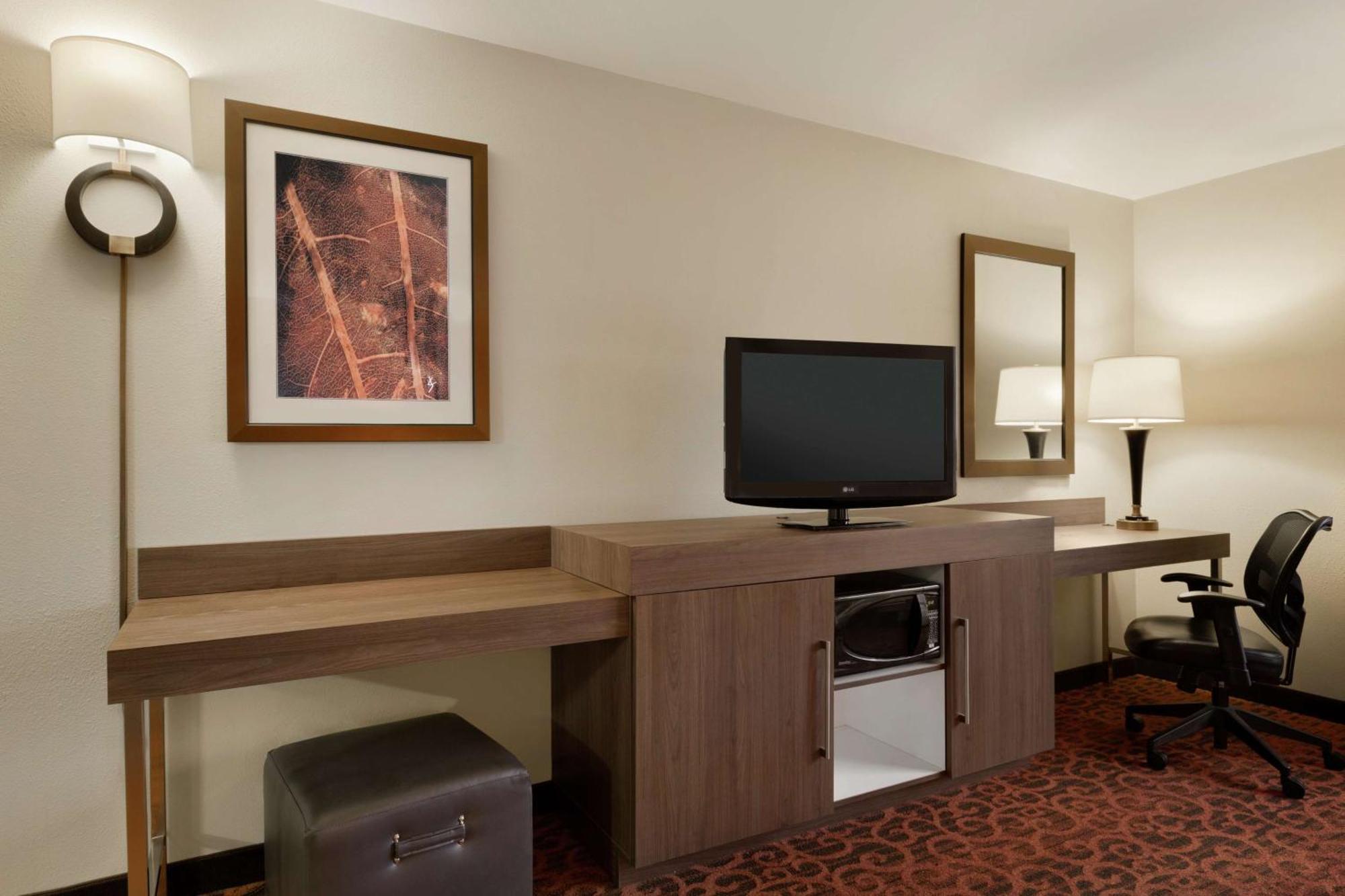 Hampton Inn Wichita Falls-Sikes Senter Mall מראה חיצוני תמונה