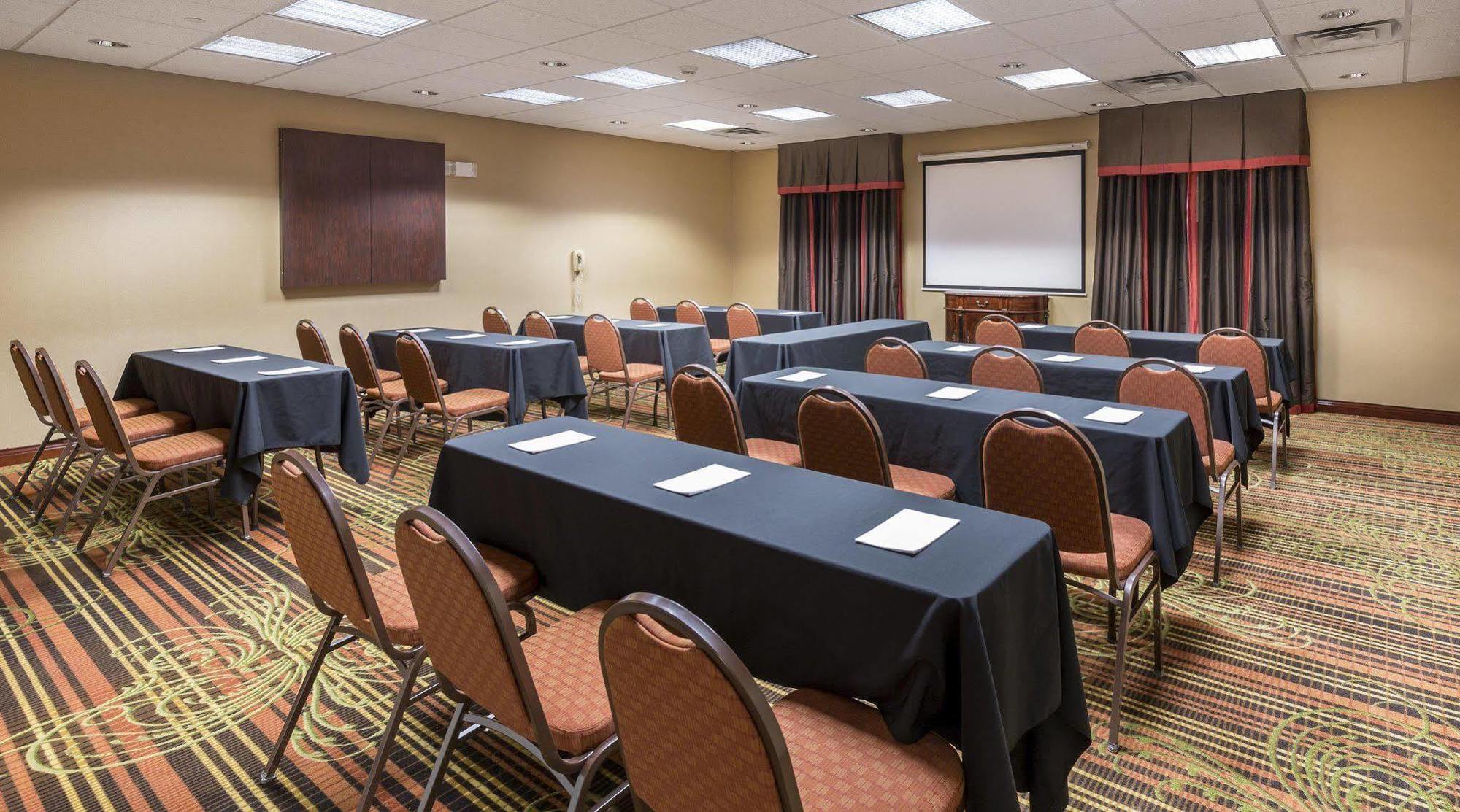 Hampton Inn Wichita Falls-Sikes Senter Mall מראה חיצוני תמונה